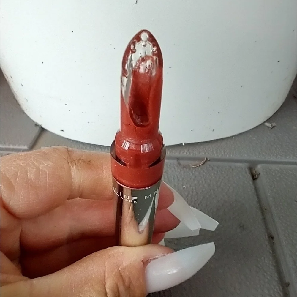 Women's Maybelline shine seduction glossy lipcolor